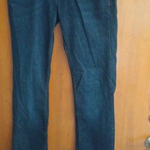 Levi's Slight Curve Straight Leg